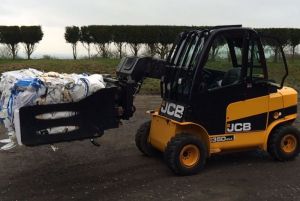 Click Here To Enlarge This Photo Of JCB Tele-truck
